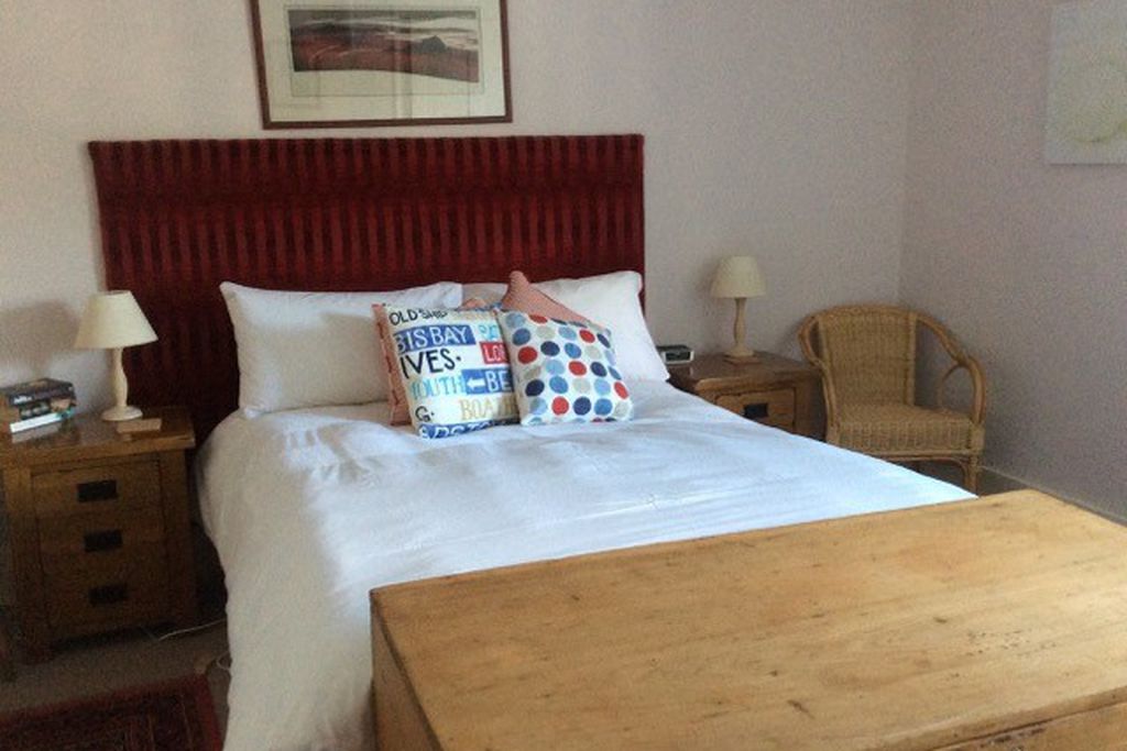 Cosy double bedroom