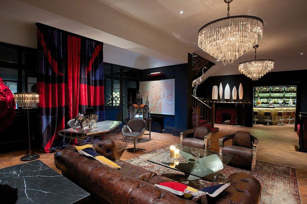 The lobby at the hotel