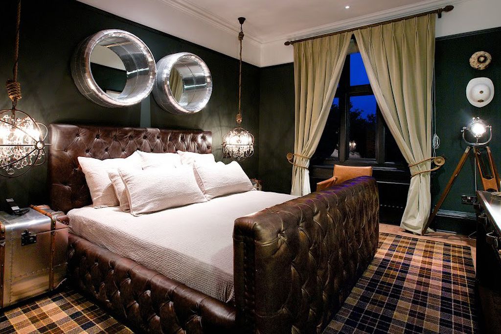 Chic double bedroom at the Glazebrook House Hotel