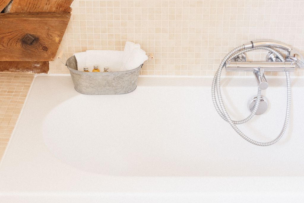 The bath in La Lévrière