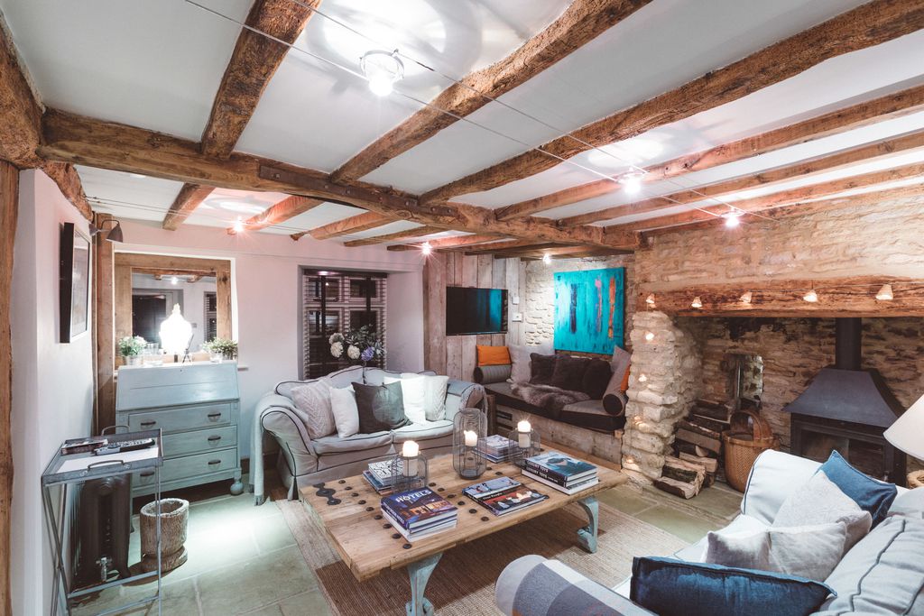 Yarrow Cottage gallery - Gallery