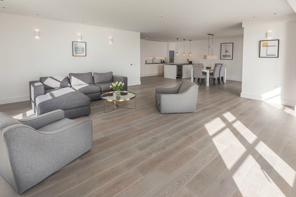 The Chalet Saunton - Apartment 1 gallery - Gallery