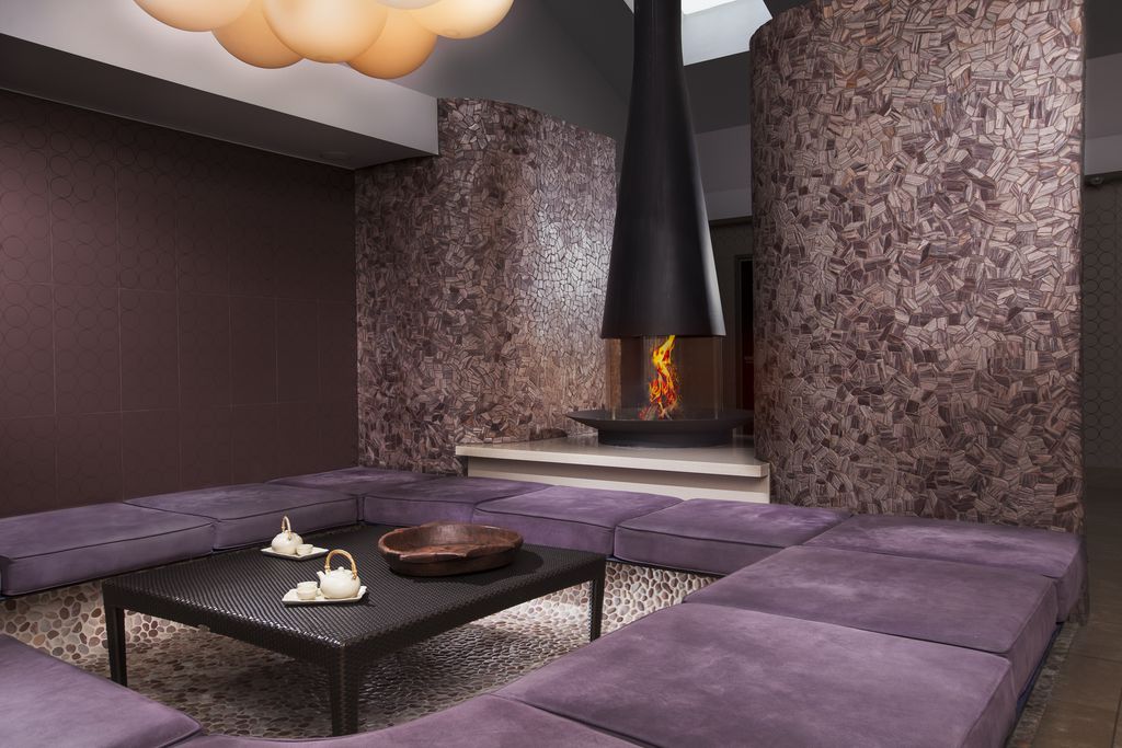 Hotel spa with open fire