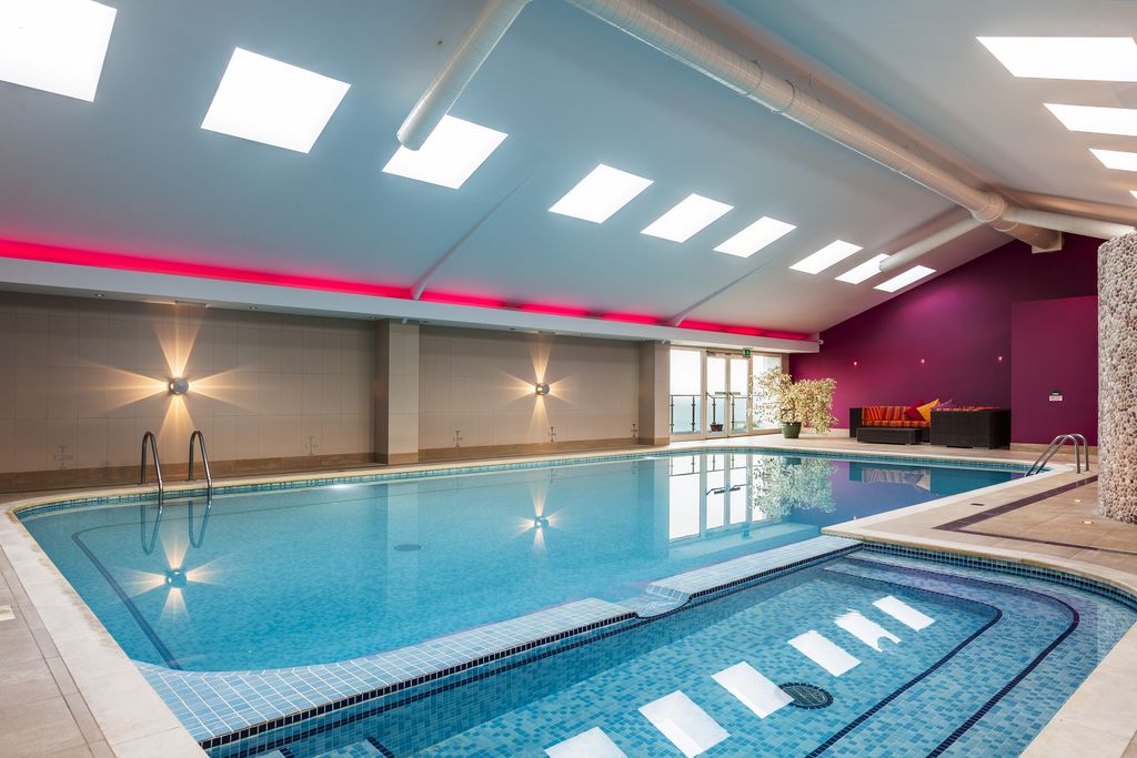 Indoor swimming pool