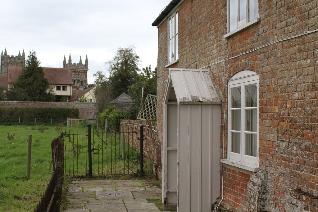 Plum & Apple Cottage Selfcatering in Dorset Sawday's