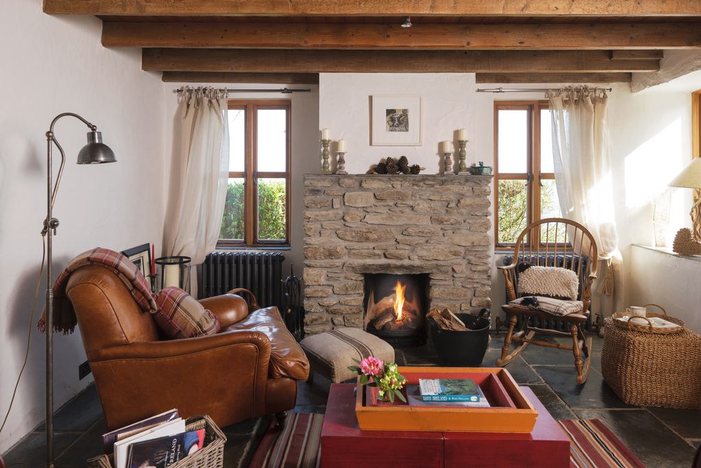 The Artists’ Cottage & Studio gallery - Gallery