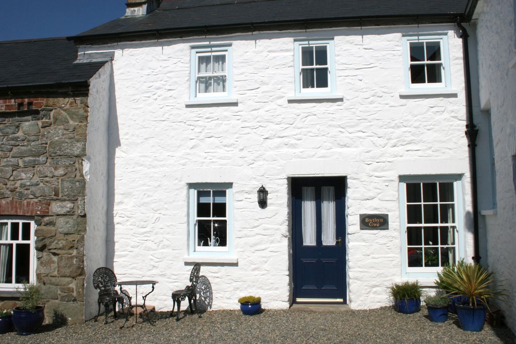 The courtyard at Bwthyn Gwe cottage in St David's, Pembrokeshire