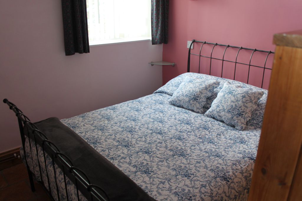 Bedroom with a double bed