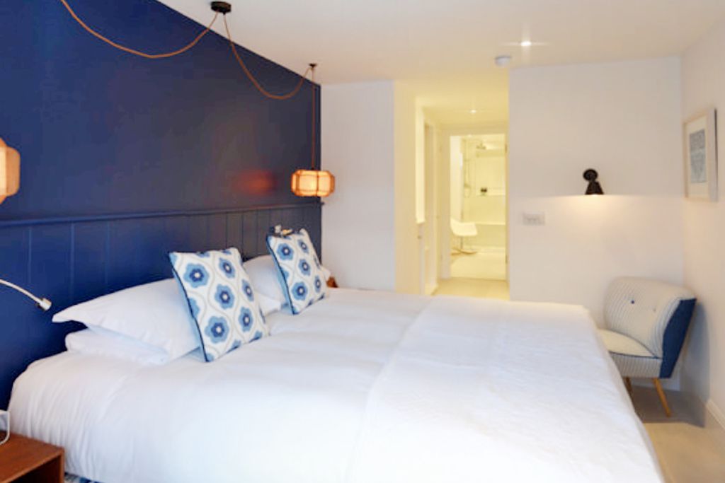 Cosy double bedroom at the Trevose Harbour House in Cornwall