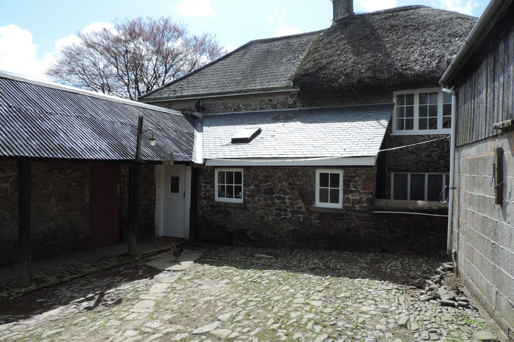 Affeton Barton - Gallery