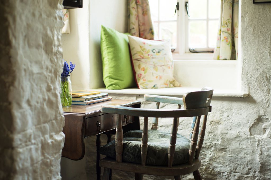 Philham Water Cottage gallery - Gallery