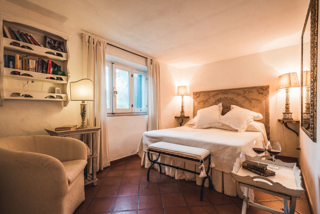 La Marchesa - Gallery