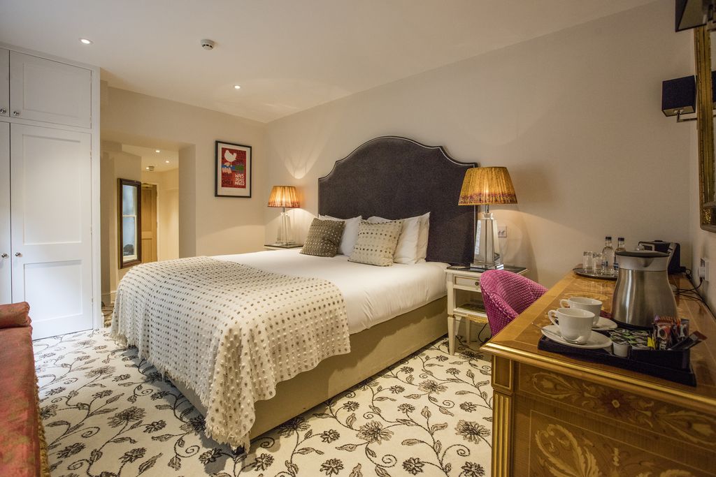 Abbey Hotel gallery - Gallery