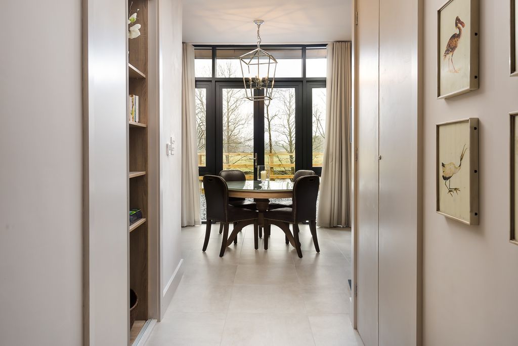 Rivers Edge, Riverside Terrace - Gallery