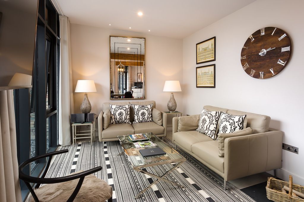 Rivers Edge, Riverside Terrace - Gallery