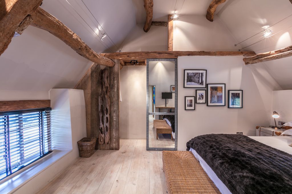 Yarrow Cottage gallery - Gallery