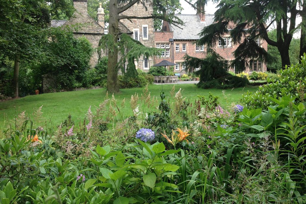 Abbots Oak Manor gallery - Gallery
