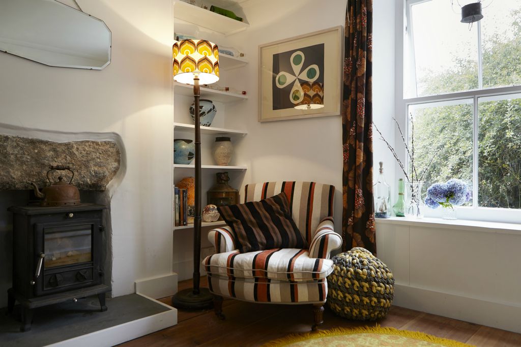 Janie’s Cottage gallery - Gallery