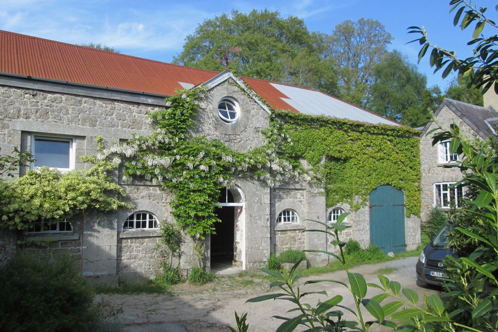 Uphill Coach House - Gallery