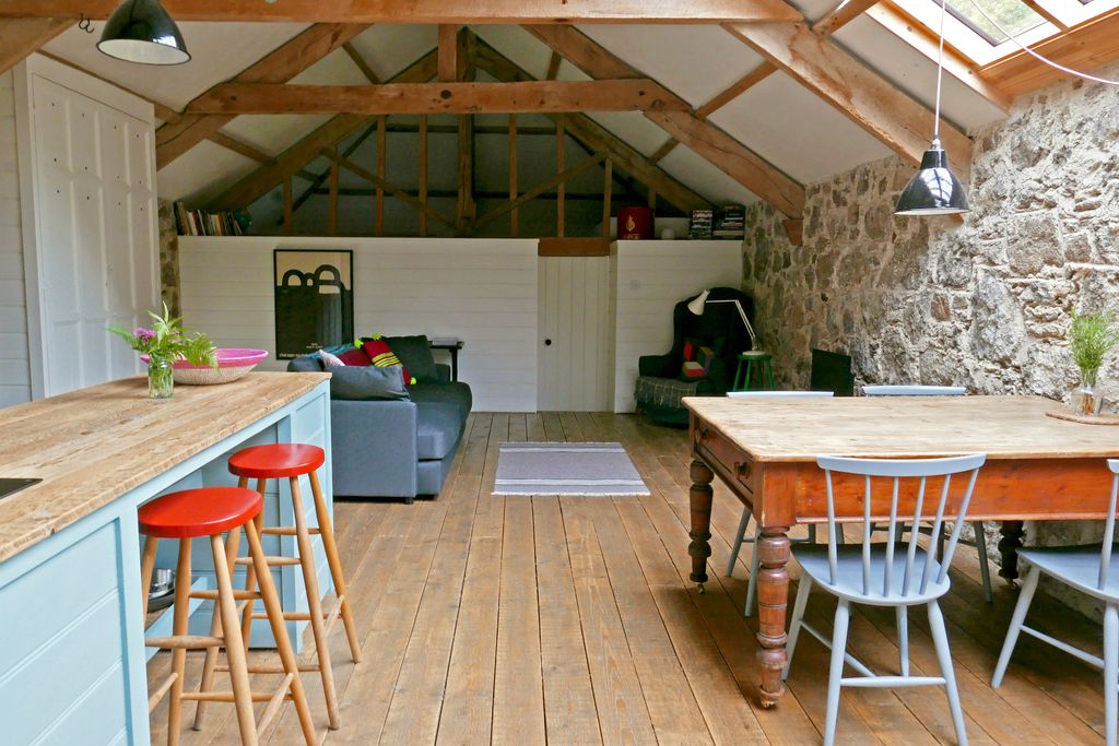 Uphill Coach House - Gallery