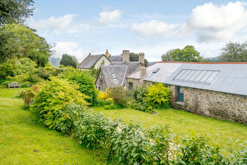 Uphill Coach House - Gallery