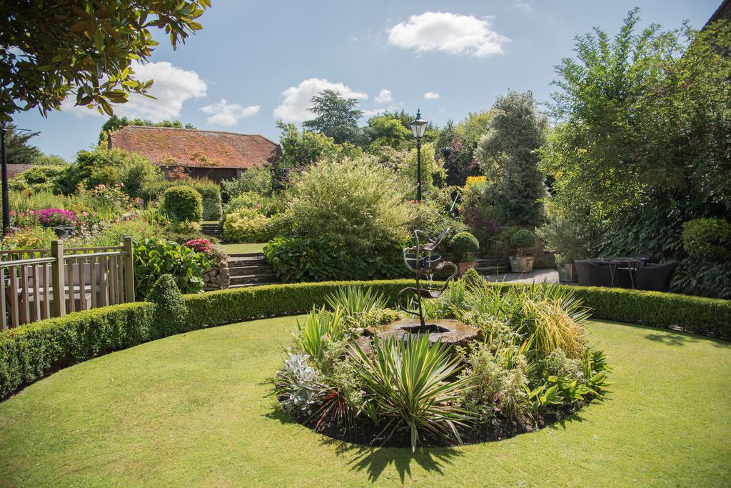 The Montagu Arms gallery - Gallery
