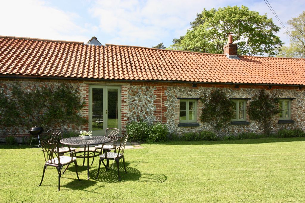 Dockings Cottage gallery - Gallery