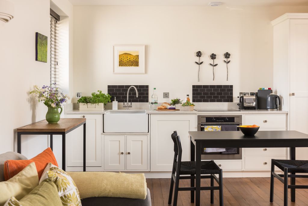 Wildflower Cottage gallery - Gallery