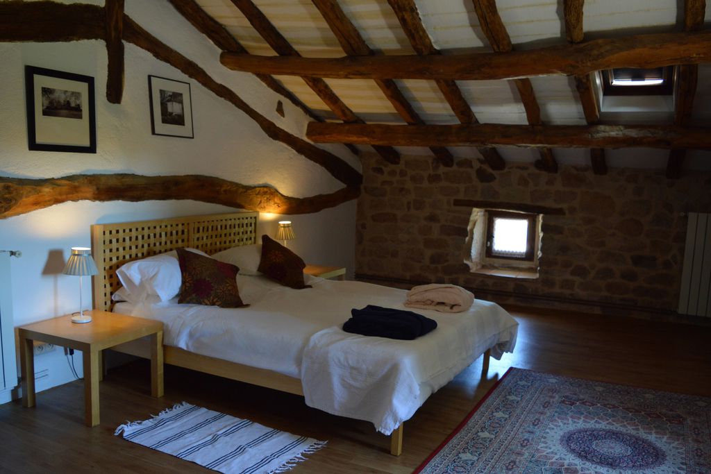 Les Hirondelles gallery - Gallery