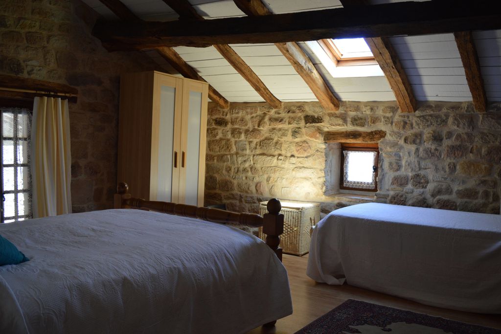 Les Hirondelles gallery - Gallery