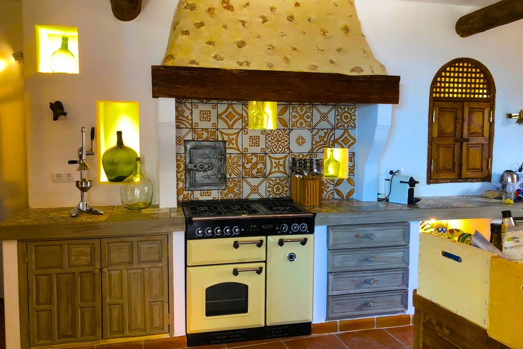 Rustic Farmhouse gallery - Gallery