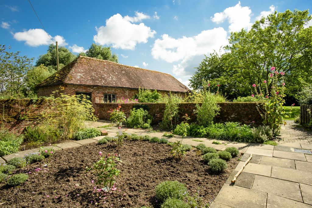 All Hallows Farmhouse gallery - Gallery