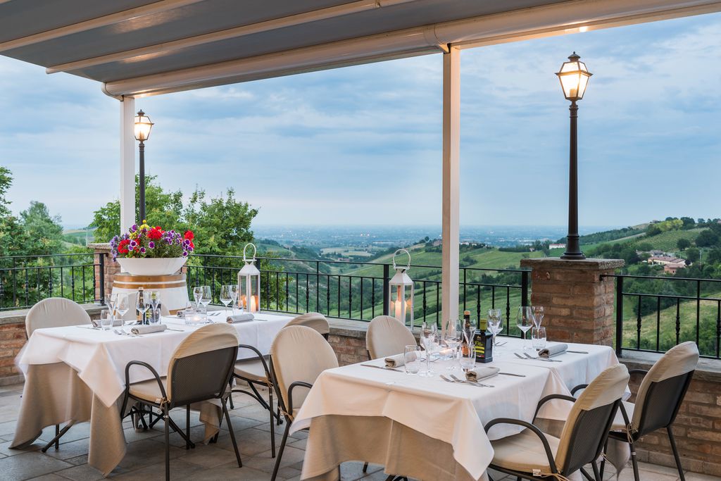 Acetaia Sereni gallery - Gallery