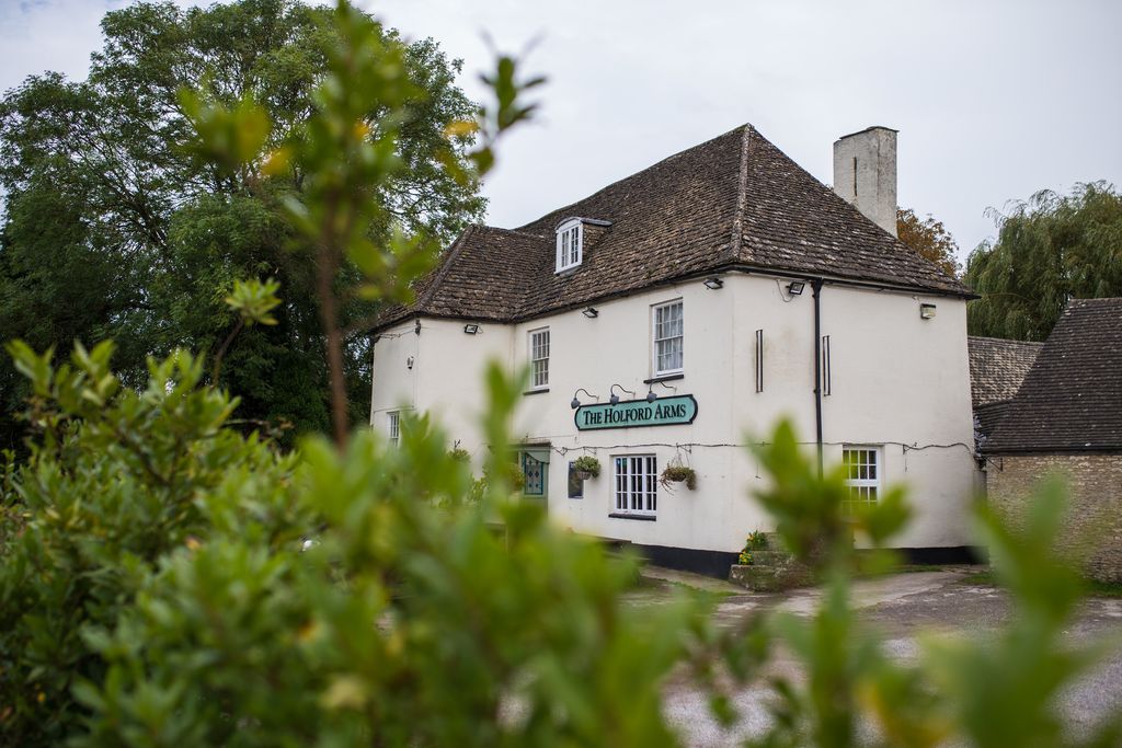 The Holford Arms gallery - Gallery