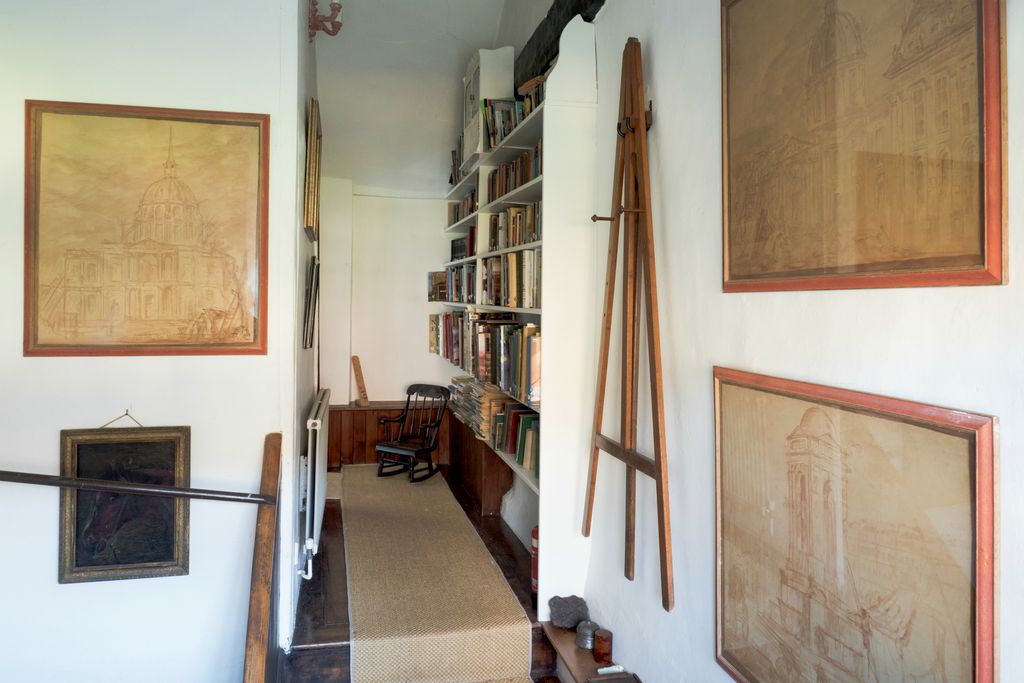 The Old Priory gallery - Gallery