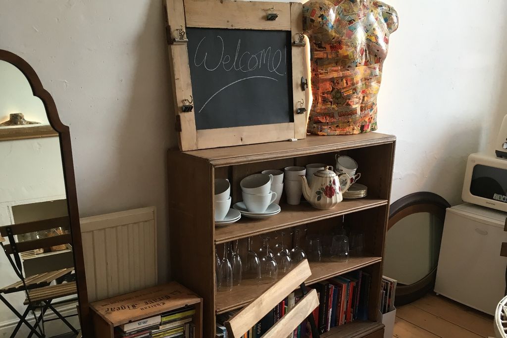 The Curious Cabinet gallery - Gallery