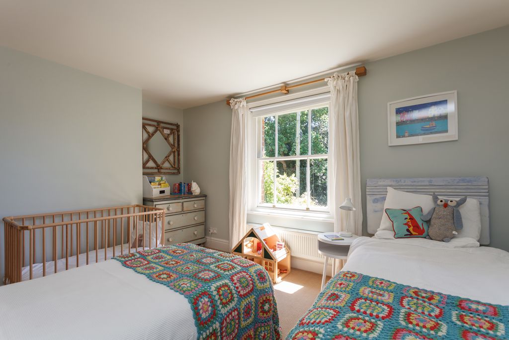 Twin Cottage gallery - Gallery