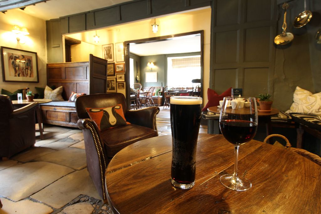 The Lamb Inn gallery - Gallery