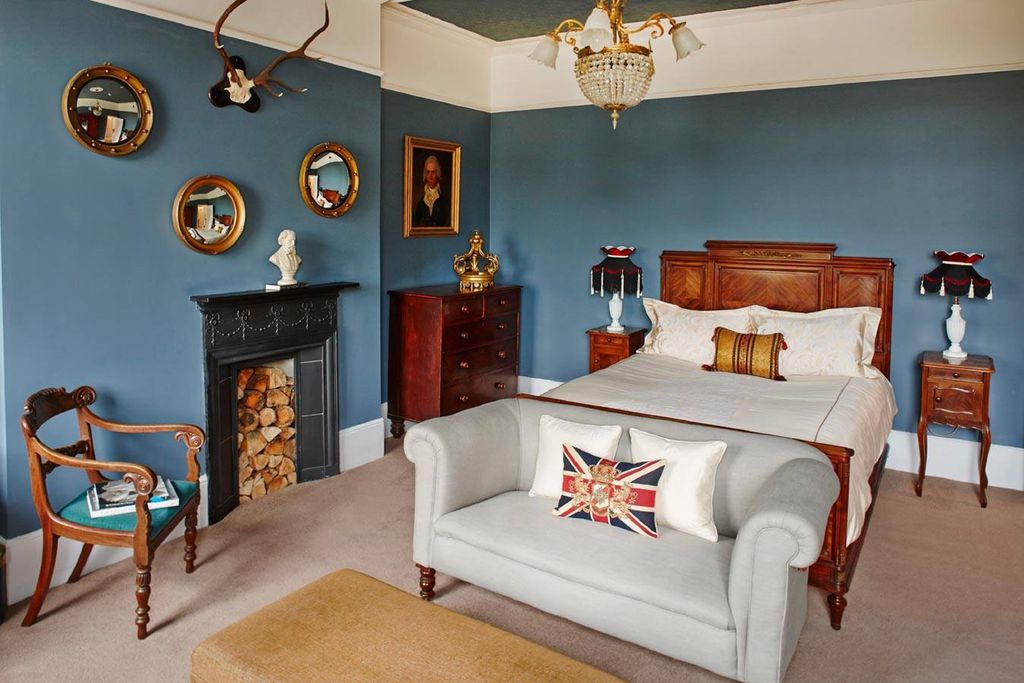 The Bradley gallery - Gallery