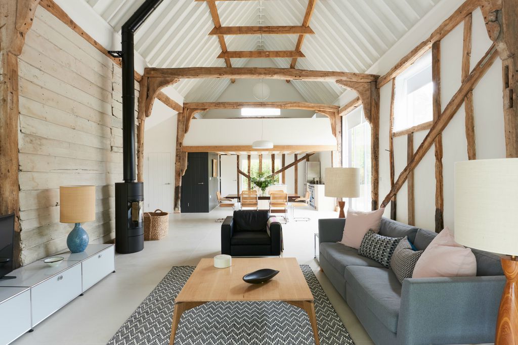 The Priory Barn gallery - Gallery