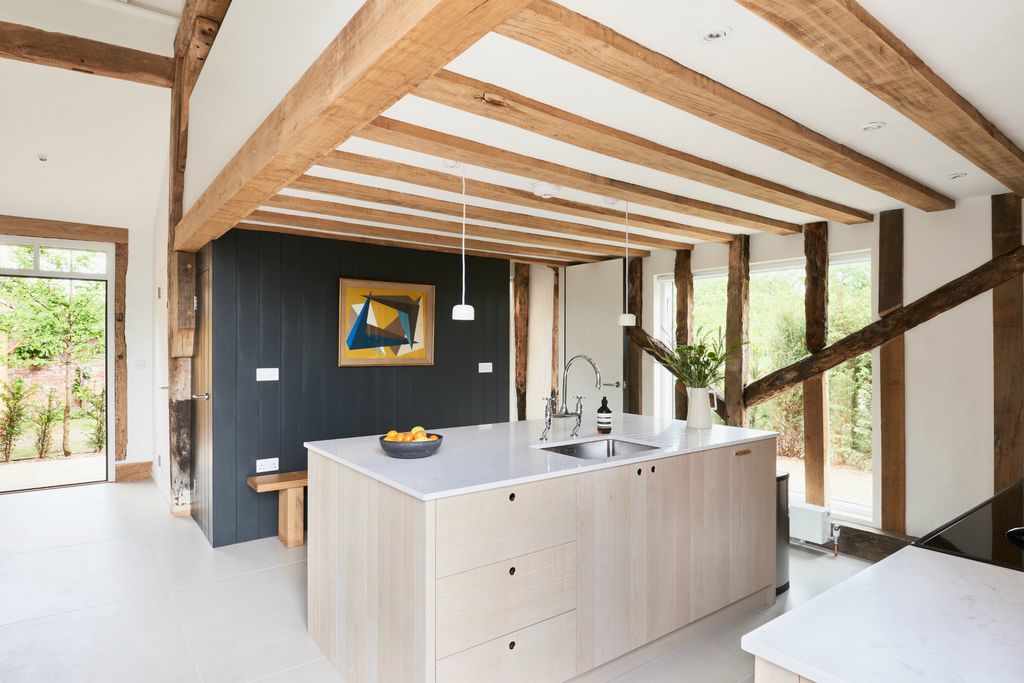 The Priory Barn gallery - Gallery