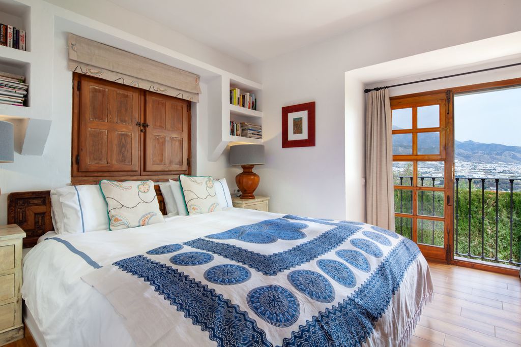 Rustic Farmhouse gallery - Gallery