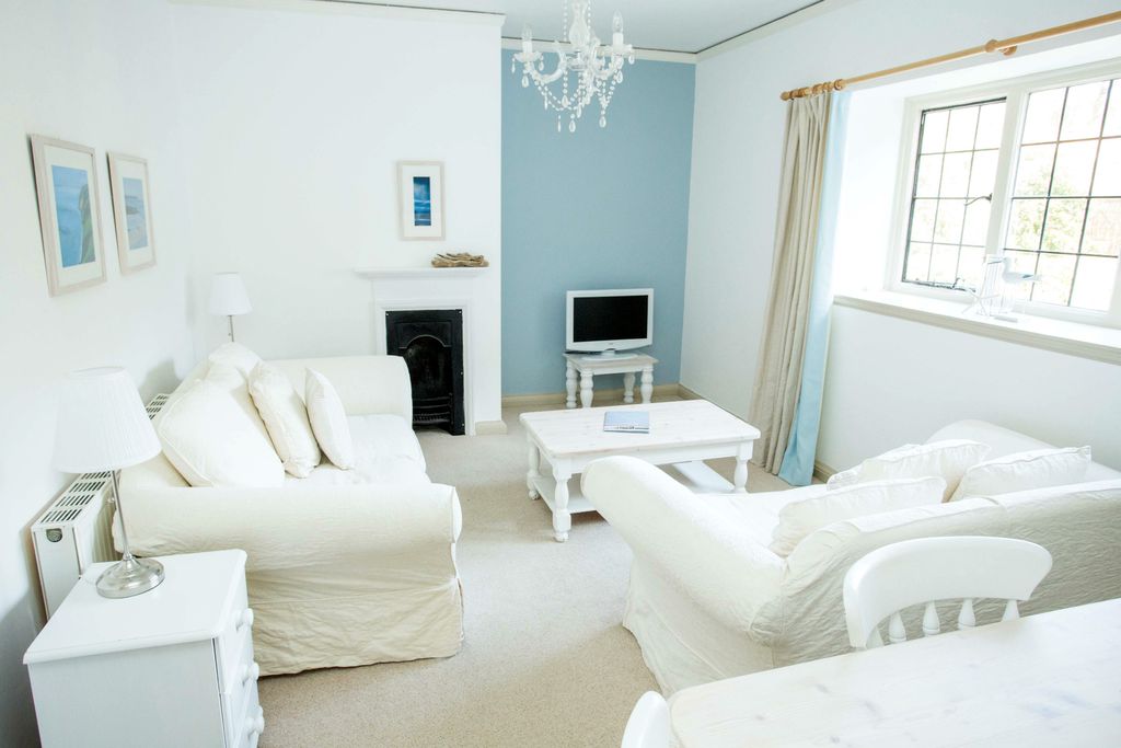 The West Wing at Pickwell Manor gallery - Gallery