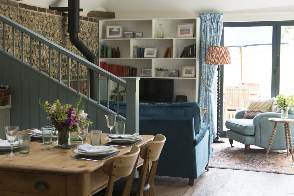 The Hovel gallery - Gallery