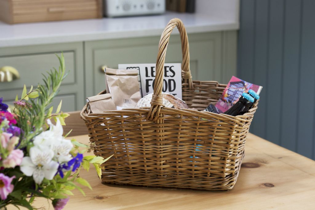 The Hovel gallery - Gallery