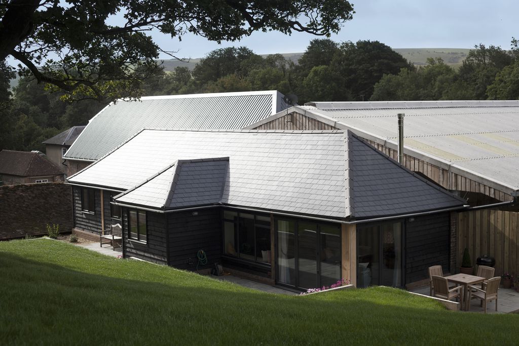 The Hovel gallery - Gallery