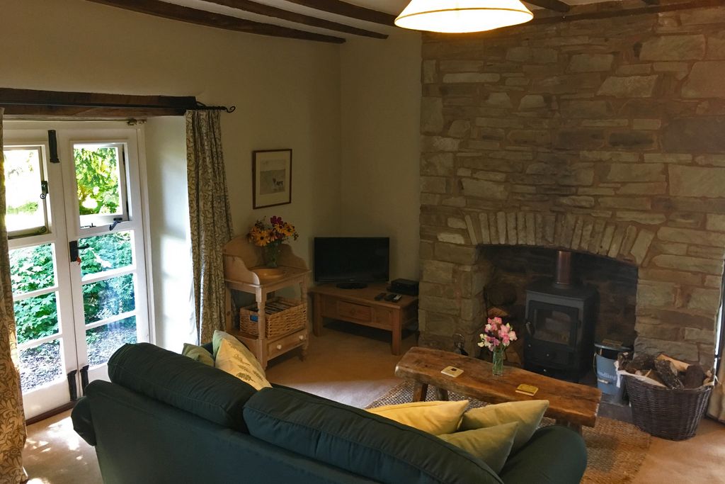Monnow River Cottage gallery - Gallery
