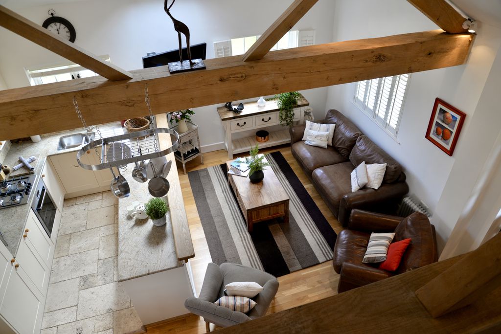 Chichester Cottage gallery - Gallery