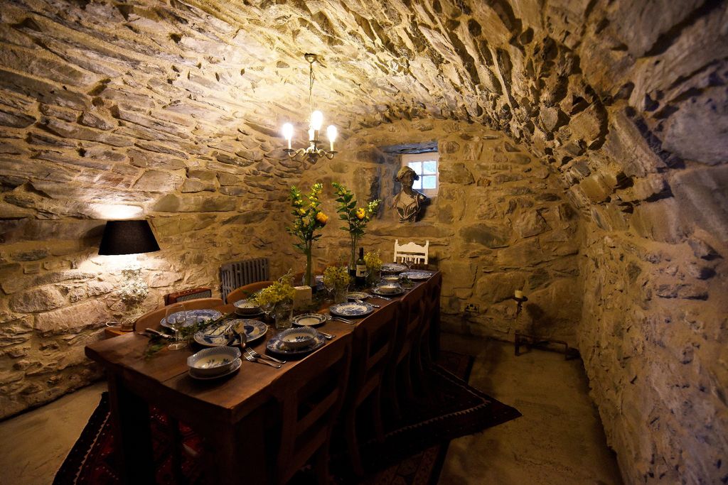 Kilmartin Castle gallery - Gallery
