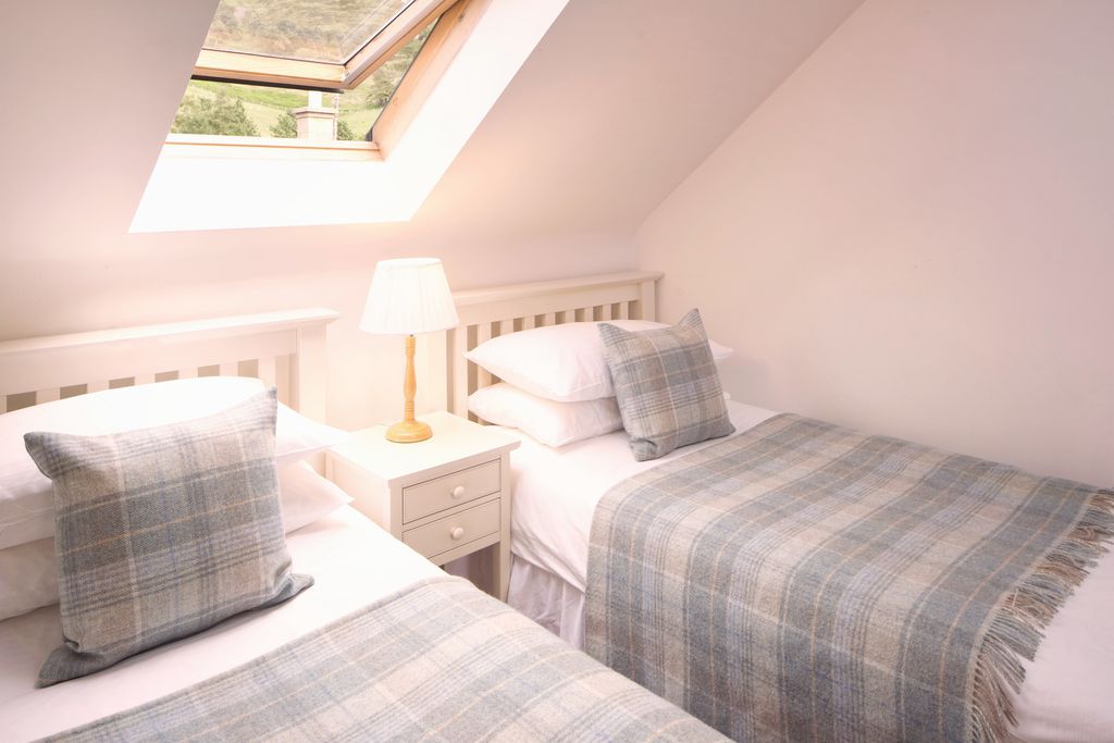Steading Cottage gallery - Gallery